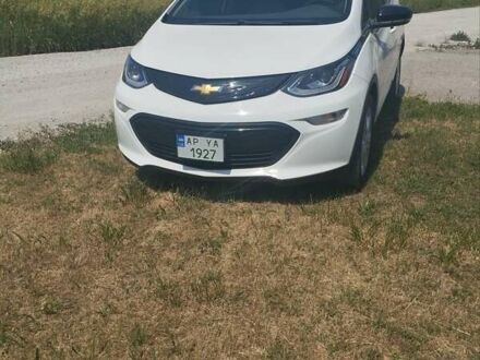 Шевроле Bolt EV 2021 в Запорожье на Automoto.ua Белый Шевроле Bolt EV, объемом двигателя 0 л и пробегом 74 тыс. км за 15000 $, фото 1 на Automoto.ua