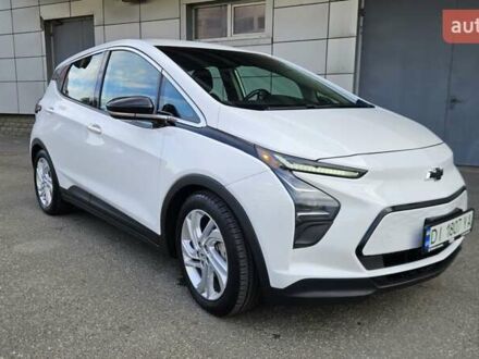 Шевроле Bolt EV 2021 в Киеве на Automoto.ua Белый Шевроле Bolt EV, объемом двигателя 0 л и пробегом 45 тыс. км за 16950 $, фото 1 на Automoto.ua