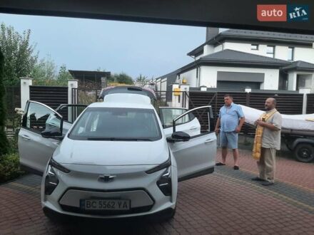 Белый Шевроле Bolt EV, объемом двигателя 0 л и пробегом 22 тыс. км за 21900 $, фото 1 на Automoto.ua