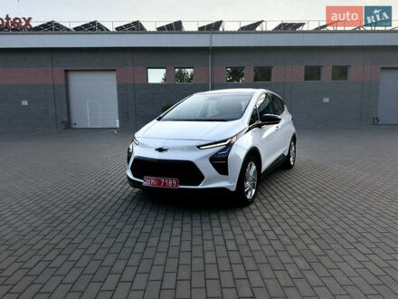 Белый Шевроле Bolt EV, объемом двигателя 0 л и пробегом 59 тыс. км за 17000 $, фото 1 на Automoto.ua