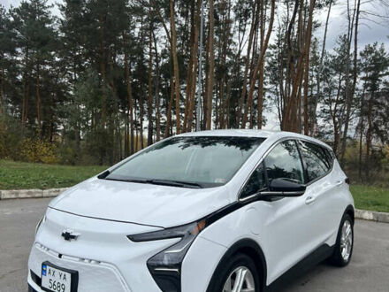 Шевроле Bolt EV 2022 в Харькове на Automoto.ua Белый Шевроле Bolt EV, объемом двигателя 0 л и пробегом 28 тыс. км за 17500 $, фото 1 на Automoto.ua