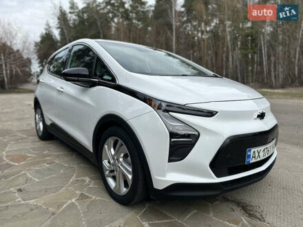 Шевроле Bolt EV 2022 в Харькове на Automoto.ua Белый Шевроле Bolt EV, объемом двигателя 0 л и пробегом 22 тыс. км за 17600 $, фото 1 на Automoto.ua