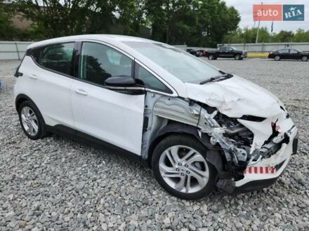 Белый Шевроле Bolt EV, объемом двигателя 0 л и пробегом 52 тыс. км за 12300 $, фото 1 на Automoto.ua