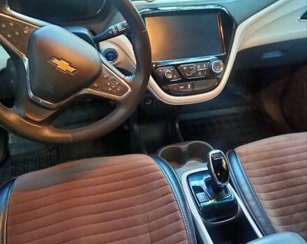 Черный Шевроле Bolt EV, объемом двигателя 0 л и пробегом 96 тыс. км за 17000 $, фото 4 на Automoto.ua