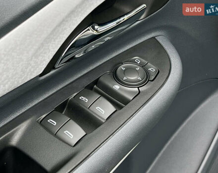 Черный Шевроле Bolt EV, объемом двигателя 0 л и пробегом 67 тыс. км за 13200 $, фото 21 на Automoto.ua