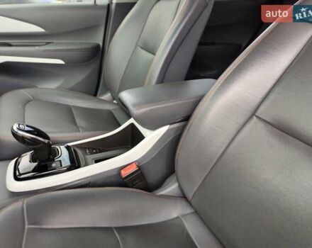 Черный Шевроле Bolt EV, объемом двигателя 0 л и пробегом 64 тыс. км за 14999 $, фото 33 на Automoto.ua