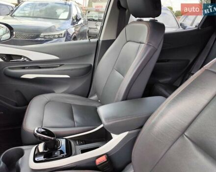 Черный Шевроле Bolt EV, объемом двигателя 0 л и пробегом 64 тыс. км за 14999 $, фото 57 на Automoto.ua