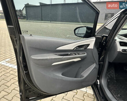 Черный Шевроле Bolt EV, объемом двигателя 0 л и пробегом 180 тыс. км за 11800 $, фото 25 на Automoto.ua