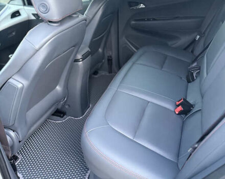 Черный Шевроле Bolt EV, объемом двигателя 0 л и пробегом 111 тыс. км за 13250 $, фото 10 на Automoto.ua