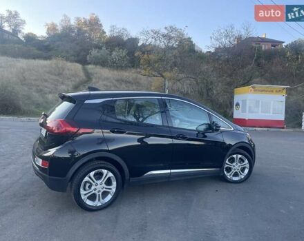 Черный Шевроле Bolt EV, объемом двигателя 0 л и пробегом 82 тыс. км за 12900 $, фото 4 на Automoto.ua