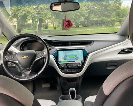 Черный Шевроле Bolt EV, объемом двигателя 0 л и пробегом 75 тыс. км за 13000 $, фото 5 на Automoto.ua