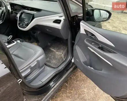 Черный Шевроле Bolt EV, объемом двигателя 0 л и пробегом 128 тыс. км за 14900 $, фото 8 на Automoto.ua