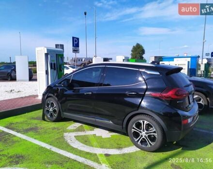 Черный Шевроле Bolt EV, объемом двигателя 0 л и пробегом 93 тыс. км за 14100 $, фото 44 на Automoto.ua