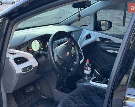 Черный Шевроле Bolt EV, объемом двигателя 0 л и пробегом 75 тыс. км за 14200 $, фото 24 на Automoto.ua