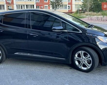 Черный Шевроле Bolt EV, объемом двигателя 0 л и пробегом 75 тыс. км за 14200 $, фото 5 на Automoto.ua