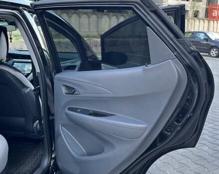 Черный Шевроле Bolt EV, объемом двигателя 0 л и пробегом 75 тыс. км за 14200 $, фото 35 на Automoto.ua