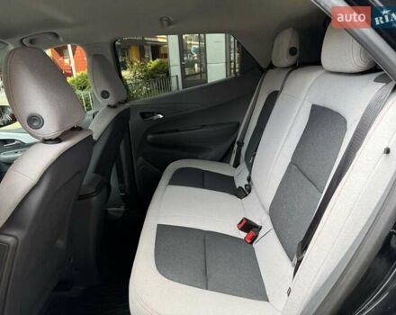 Черный Шевроле Bolt EV, объемом двигателя 0 л и пробегом 61 тыс. км за 14800 $, фото 30 на Automoto.ua