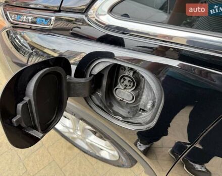Черный Шевроле Bolt EV, объемом двигателя 0 л и пробегом 61 тыс. км за 14800 $, фото 9 на Automoto.ua