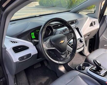 Черный Шевроле Bolt EV, объемом двигателя 0 л и пробегом 99 тыс. км за 18700 $, фото 10 на Automoto.ua
