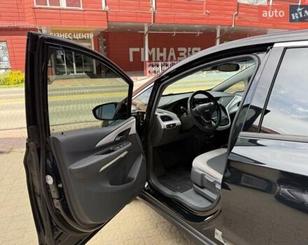 Черный Шевроле Bolt EV, объемом двигателя 0 л и пробегом 61 тыс. км за 14800 $, фото 11 на Automoto.ua