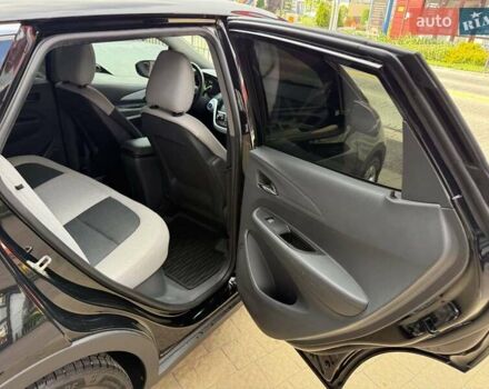 Черный Шевроле Bolt EV, объемом двигателя 0 л и пробегом 61 тыс. км за 14800 $, фото 34 на Automoto.ua