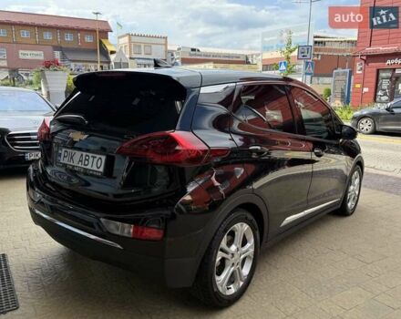 Черный Шевроле Bolt EV, объемом двигателя 0 л и пробегом 61 тыс. км за 14800 $, фото 5 на Automoto.ua