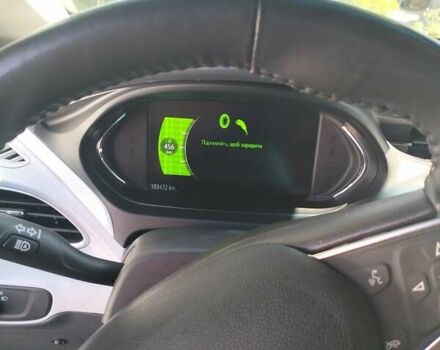 Черный Шевроле Bolt EV, объемом двигателя 0 л и пробегом 104 тыс. км за 16700 $, фото 10 на Automoto.ua