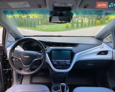 Черный Шевроле Bolt EV, объемом двигателя 0 л и пробегом 75 тыс. км за 15800 $, фото 31 на Automoto.ua