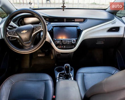 Черный Шевроле Bolt EV, объемом двигателя 0 л и пробегом 85 тыс. км за 17200 $, фото 20 на Automoto.ua