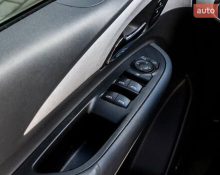 Черный Шевроле Bolt EV, объемом двигателя 0 л и пробегом 84 тыс. км за 18900 $, фото 33 на Automoto.ua