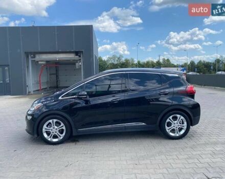 Черный Шевроле Bolt EV, объемом двигателя 0 л и пробегом 50 тыс. км за 12900 $, фото 3 на Automoto.ua
