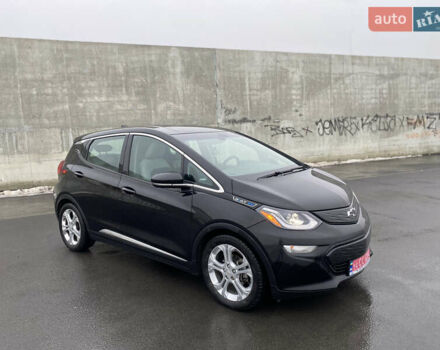 Черный Шевроле Bolt EV, объемом двигателя 0 л и пробегом 50 тыс. км за 15800 $, фото 2 на Automoto.ua