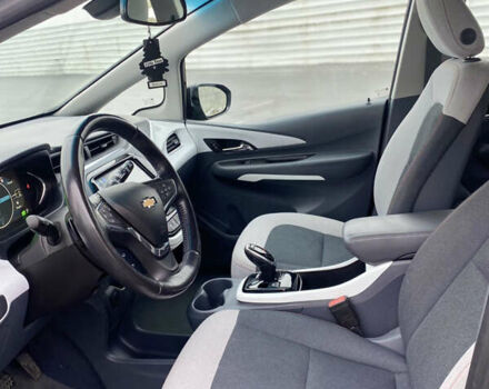 Черный Шевроле Bolt EV, объемом двигателя 0 л и пробегом 50 тыс. км за 15800 $, фото 5 на Automoto.ua