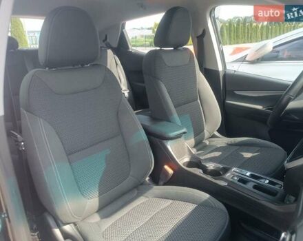 Черный Шевроле Bolt EV, объемом двигателя 0 л и пробегом 111 тыс. км за 15499 $, фото 10 на Automoto.ua