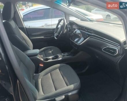 Черный Шевроле Bolt EV, объемом двигателя 0 л и пробегом 111 тыс. км за 15499 $, фото 6 на Automoto.ua