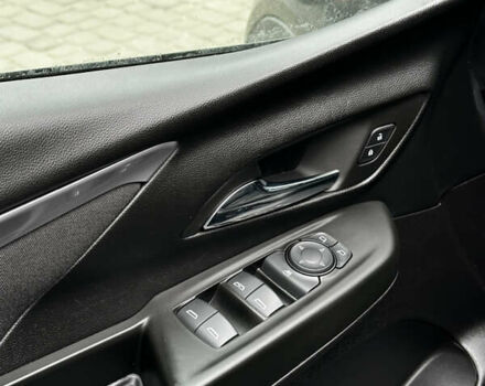 Черный Шевроле Bolt EV, объемом двигателя 0 л и пробегом 110 тыс. км за 16500 $, фото 5 на Automoto.ua