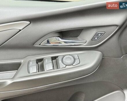 Черный Шевроле Bolt EV, объемом двигателя 0 л и пробегом 42 тыс. км за 19900 $, фото 11 на Automoto.ua