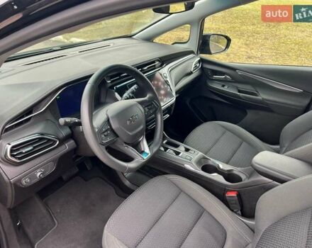 Черный Шевроле Bolt EV, объемом двигателя 0 л и пробегом 24 тыс. км за 16999 $, фото 24 на Automoto.ua