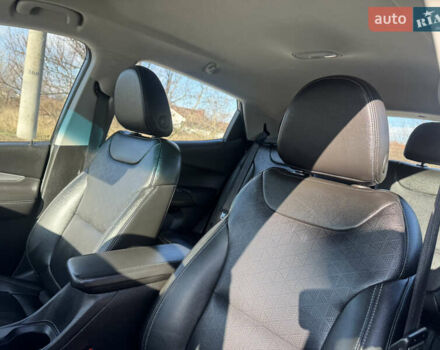 Черный Шевроле Bolt EV, объемом двигателя 0 л и пробегом 101 тыс. км за 17400 $, фото 14 на Automoto.ua