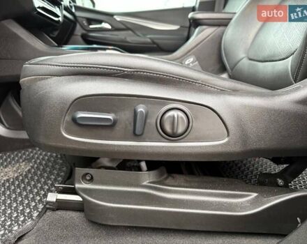 Чорний Шевроле Bolt EV, об'ємом двигуна 0 л та пробігом 71 тис. км за 18200 $, фото 4 на Automoto.ua