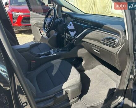 Черный Шевроле Bolt EV, объемом двигателя 0 л и пробегом 33 тыс. км за 18900 $, фото 6 на Automoto.ua