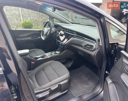 Черный Шевроле Bolt EV, объемом двигателя 0 л и пробегом 25 тыс. км за 17900 $, фото 17 на Automoto.ua