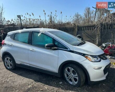 Черный Шевроле Bolt EV, объемом двигателя 0 л и пробегом 100 тыс. км за 7200 $, фото 1 на Automoto.ua