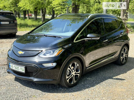 Черный Шевроле Bolt EV, объемом двигателя 0 л и пробегом 6 тыс. км за 26700 $, фото 1 на Automoto.ua