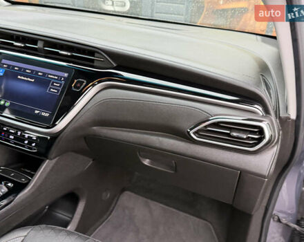 Фиолетовый Шевроле Bolt EV, объемом двигателя 0 л и пробегом 91 тыс. км за 16900 $, фото 33 на Automoto.ua