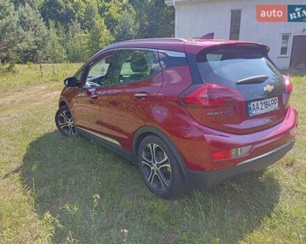 Красный Шевроле Bolt EV, объемом двигателя 0 л и пробегом 377 тыс. км за 14475 $, фото 3 на Automoto.ua