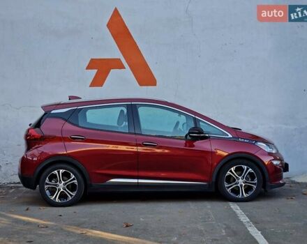 Красный Шевроле Bolt EV, объемом двигателя 0 л и пробегом 90 тыс. км за 18490 $, фото 20 на Automoto.ua