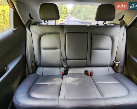 Красный Шевроле Bolt EV, объемом двигателя 0 л и пробегом 101 тыс. км за 18700 $, фото 33 на Automoto.ua