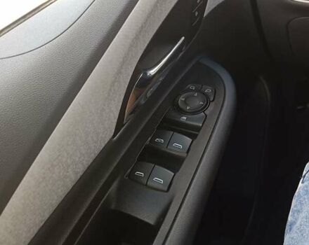 Красный Шевроле Bolt EV, объемом двигателя 0 л и пробегом 67 тыс. км за 14550 $, фото 33 на Automoto.ua