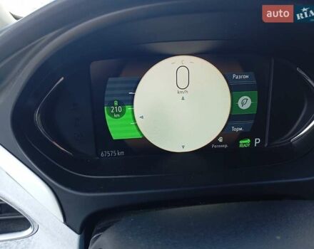 Красный Шевроле Bolt EV, объемом двигателя 0 л и пробегом 67 тыс. км за 14550 $, фото 21 на Automoto.ua